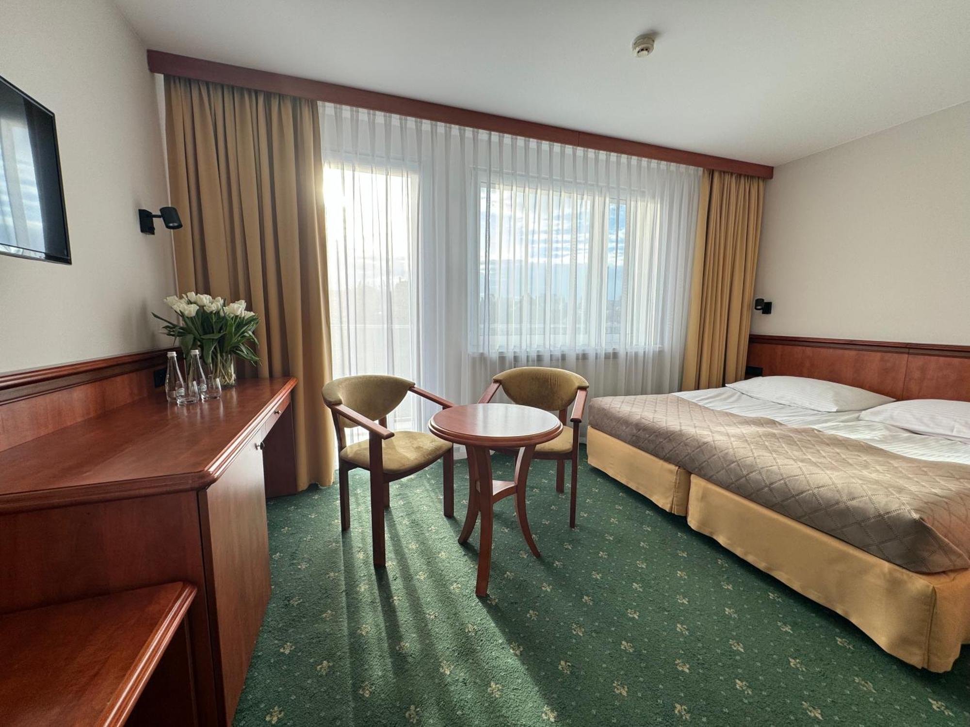 Bed and Breakfast Senator Katowice Zewnętrze zdjęcie